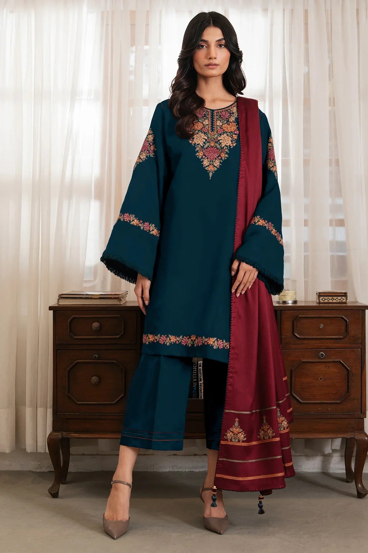 3 PC EMBROIDERED DHANAK SUIT - AB76