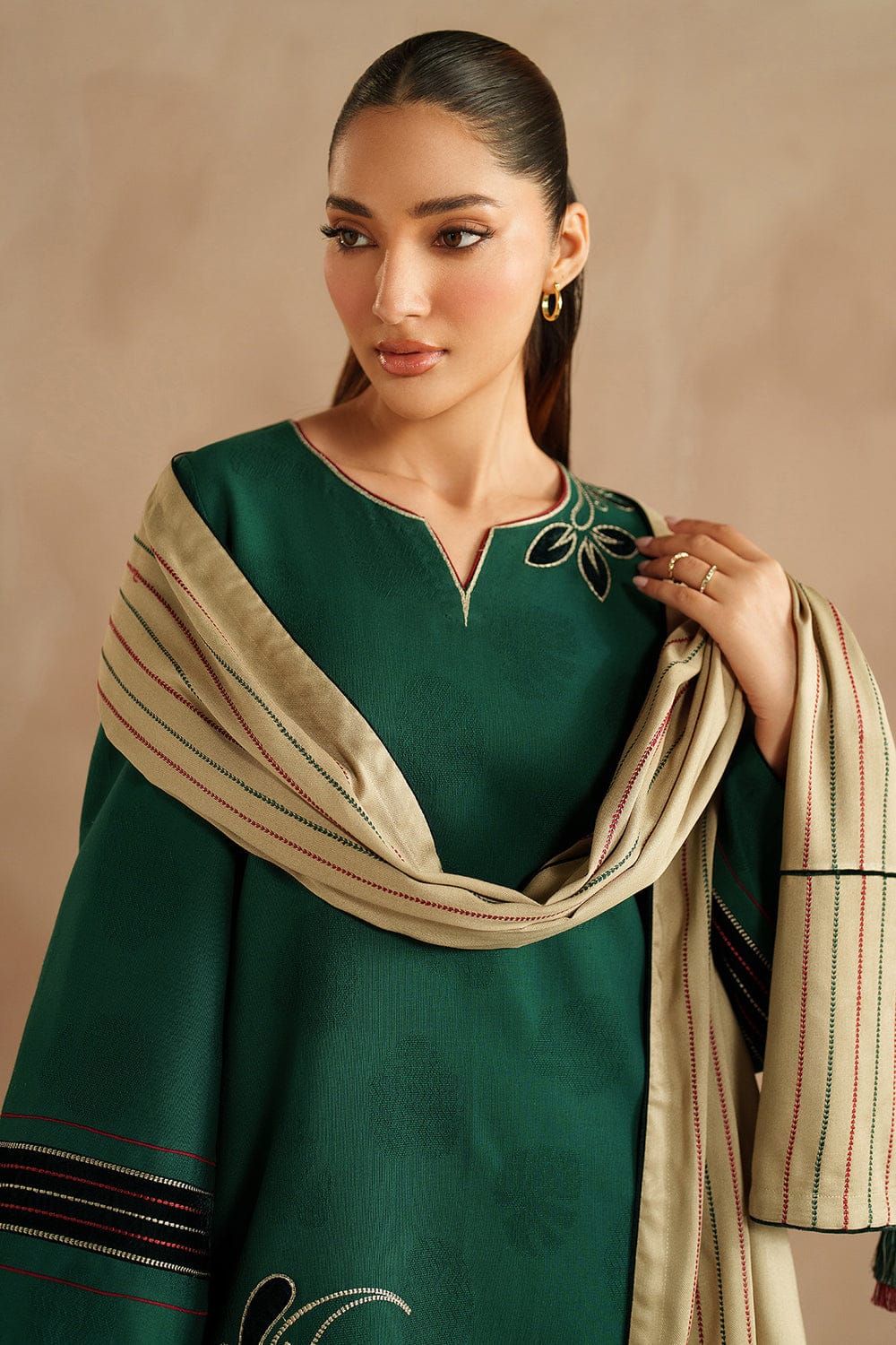 3 PC - EMBROIDERED DHANAK SUIT-AB157